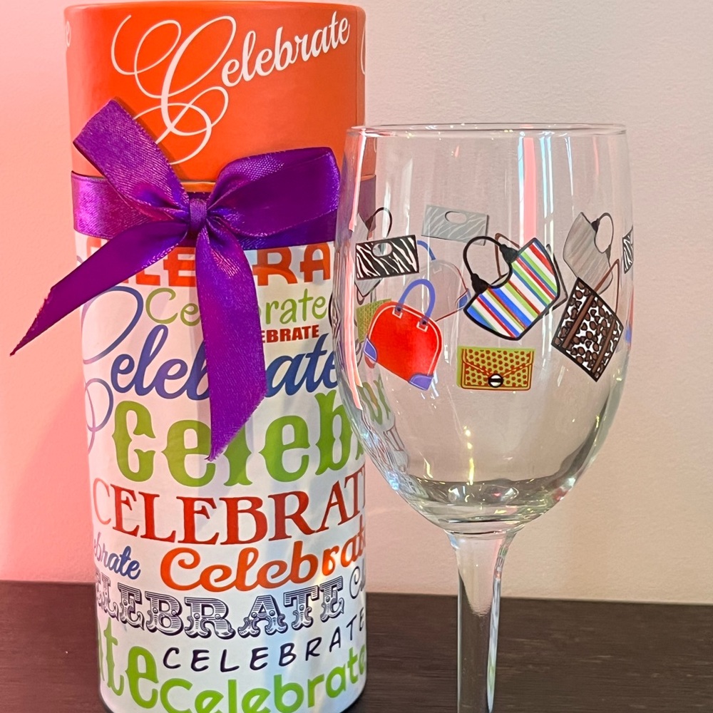 - Wine glass with box